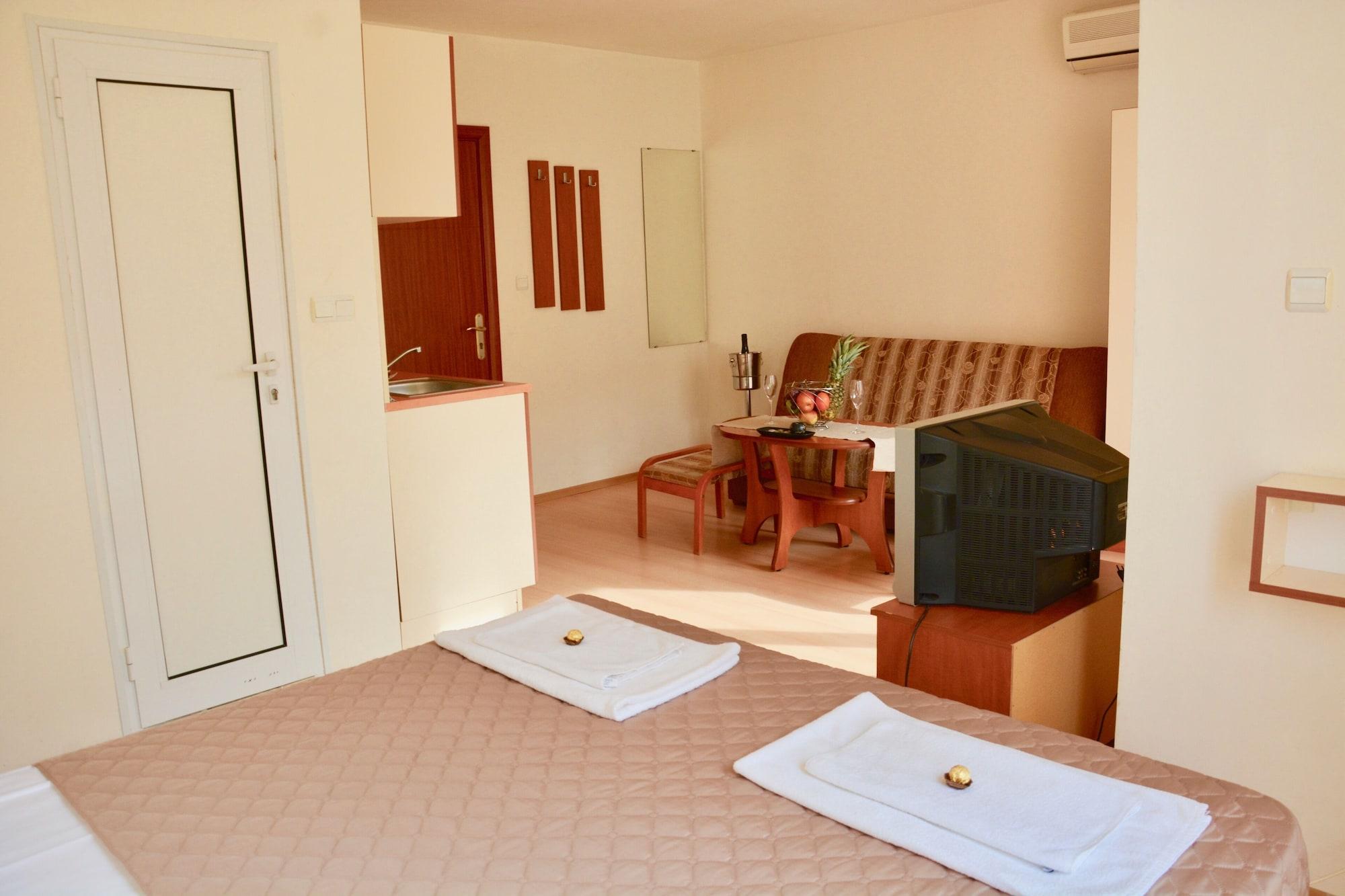 Rainbow 2 Holiday Complex Pantai Sunny Luaran gambar