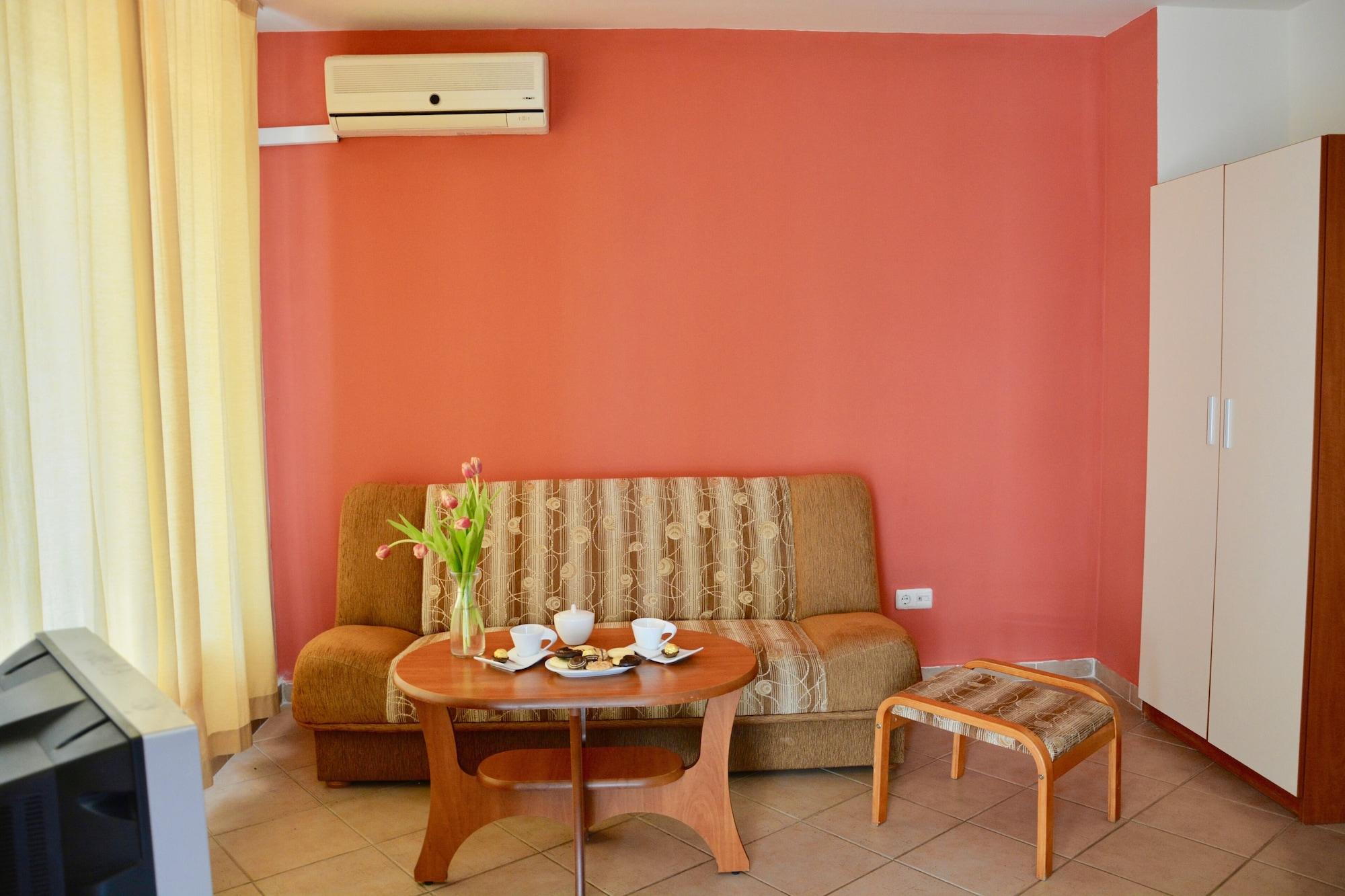 Rainbow 2 Holiday Complex Pantai Sunny Luaran gambar
