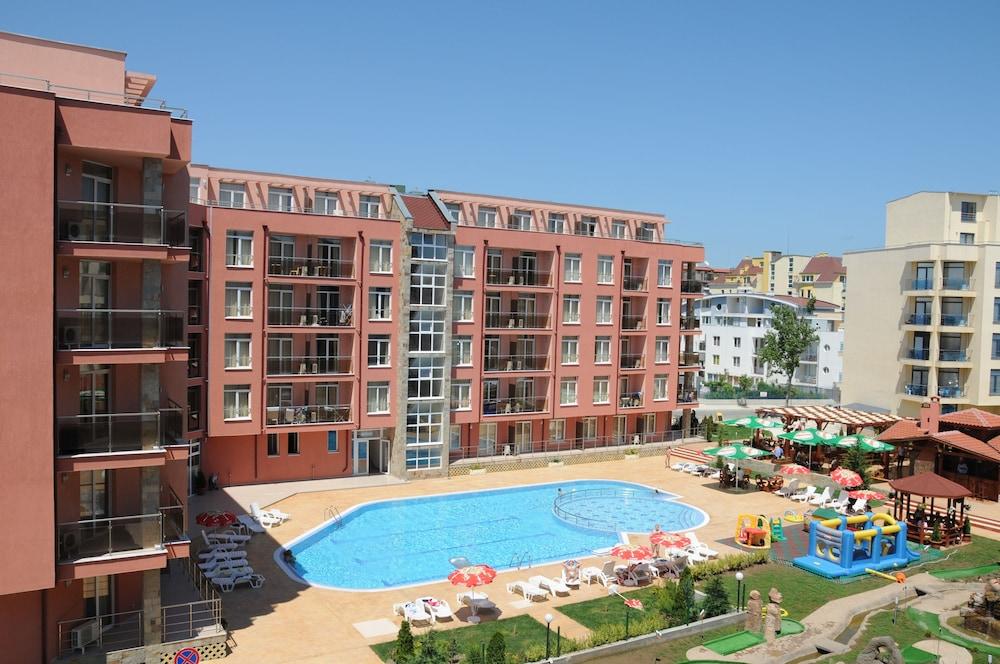 Rainbow 2 Holiday Complex Pantai Sunny Luaran gambar