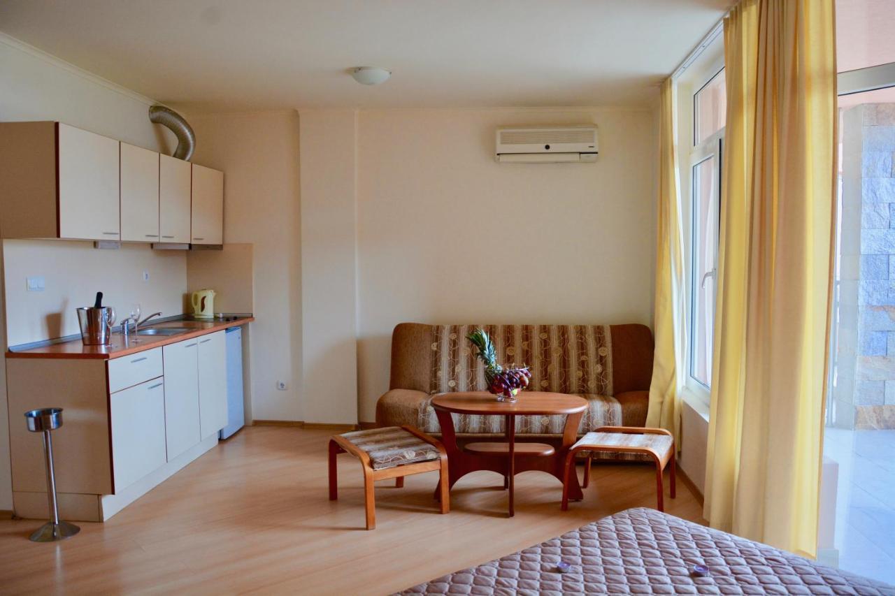 Rainbow 2 Holiday Complex Pantai Sunny Luaran gambar